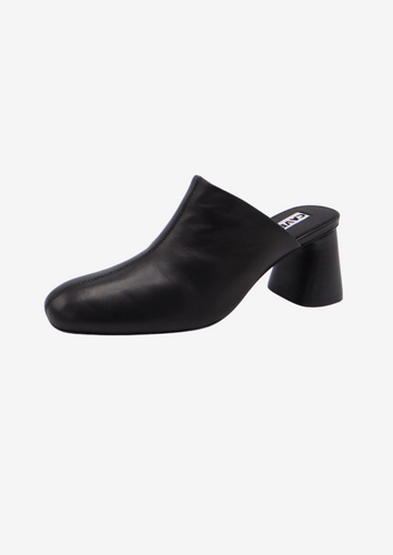 Indie Mule Black SAMPLE