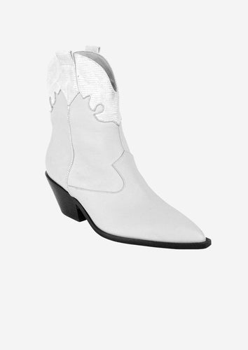 Delfi Boot White